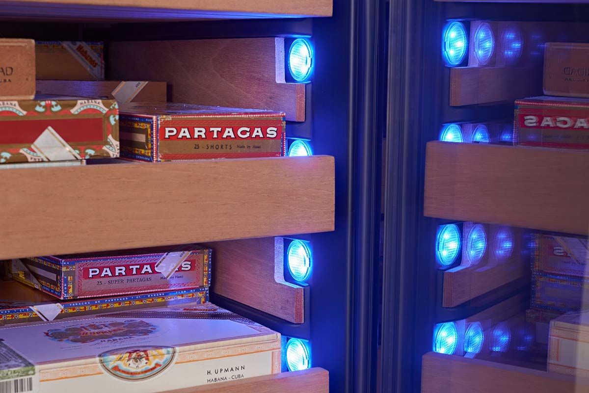 Humidor CLB-460 | 172cm | 2800 cigars