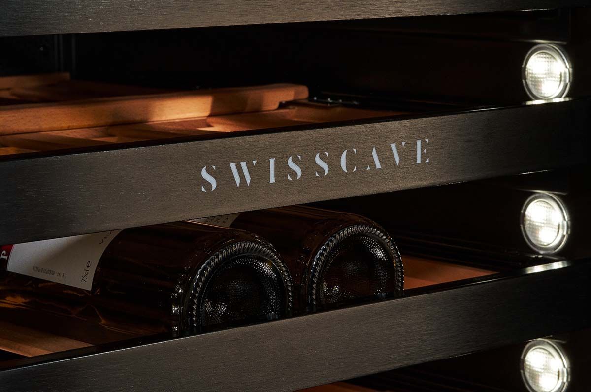 Exchangable pull-out front panels for wine coolers