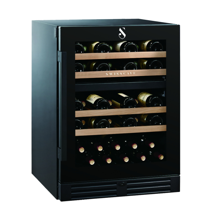 SWISSCAVE PREMIUM EDITION WLB-160DF Weinkühlschrank – leicht seitliche Ansicht